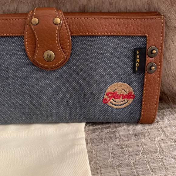 Fendi wallet - Picture 4 of 6